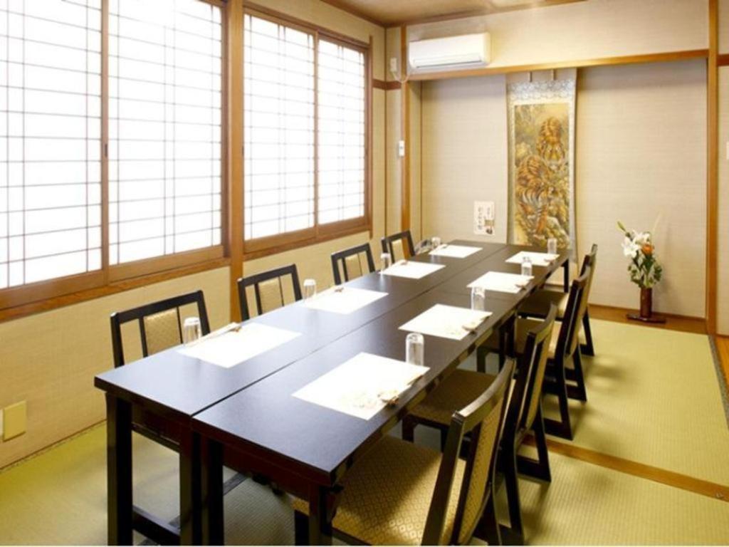 Business Hotel Kurama Hikone Extérieur photo